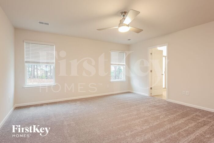 Building Photo - 1302 Eagledale Pl