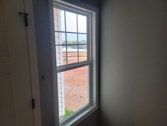 Building Photo - 101 Seabiscuit Ct