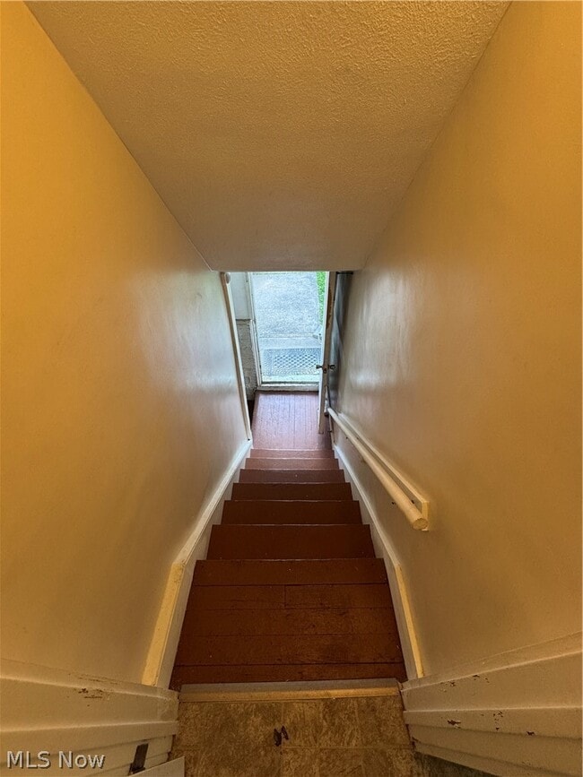 Building Photo - 4019 Belmont Ave