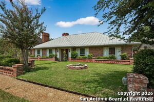 Building Photo - 3413 Foxbriar Ln