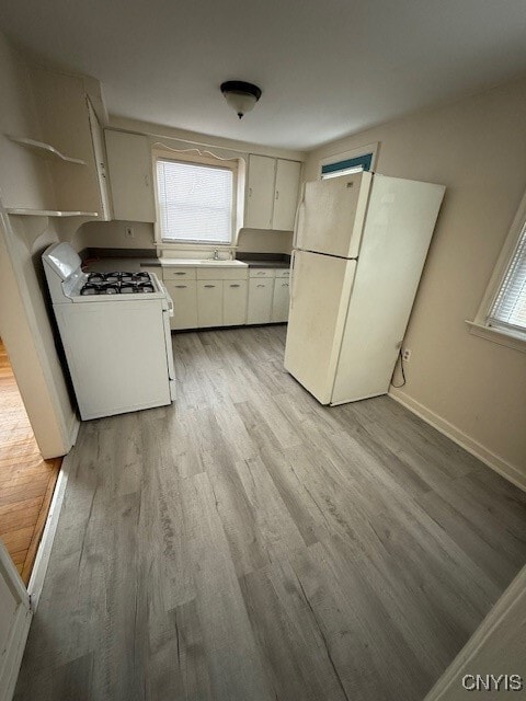 Building Photo - 103 Drexler Ave S