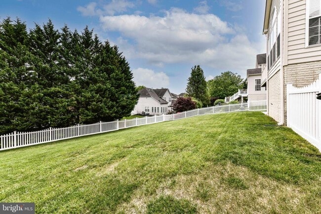 Building Photo - 359 Preston Dr