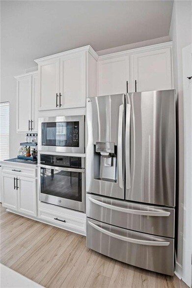 Building Photo - 305 Meuse Ln