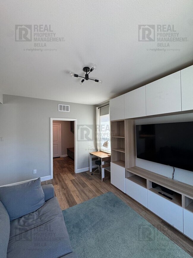 Building Photo - Stunning Menifee Retreat with Dream Kitchen, Spa-Like Primary Suite & Resort-Style Amenities