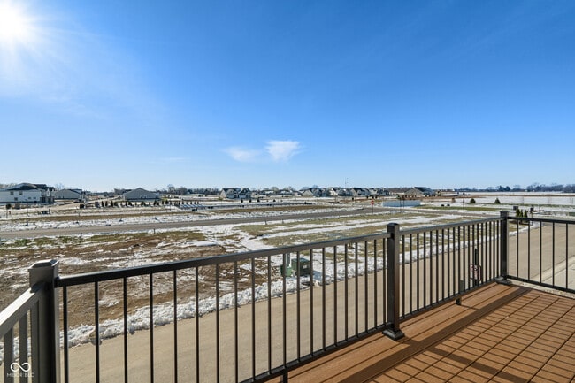 Building Photo - 414 Elite St