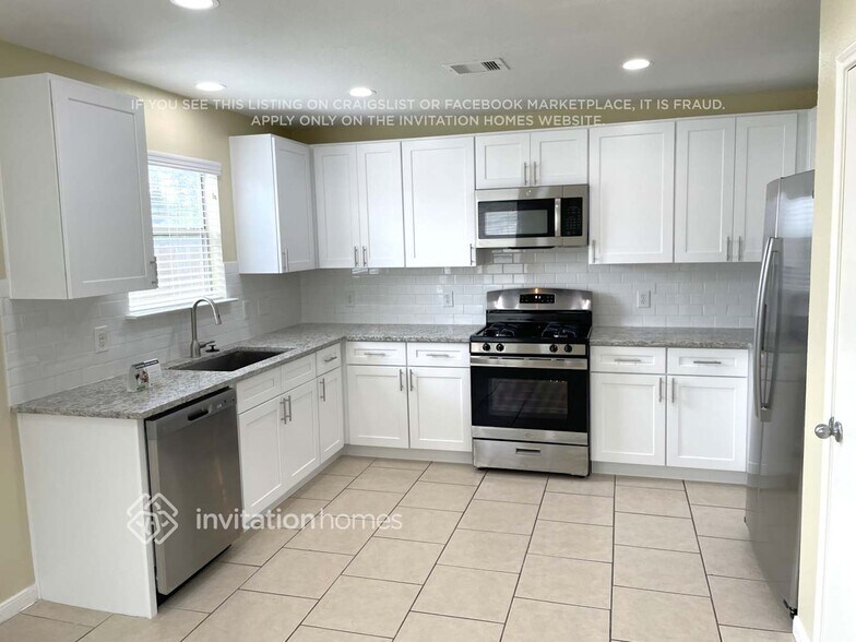 Building Photo - 22114 Orchard Dale Dr