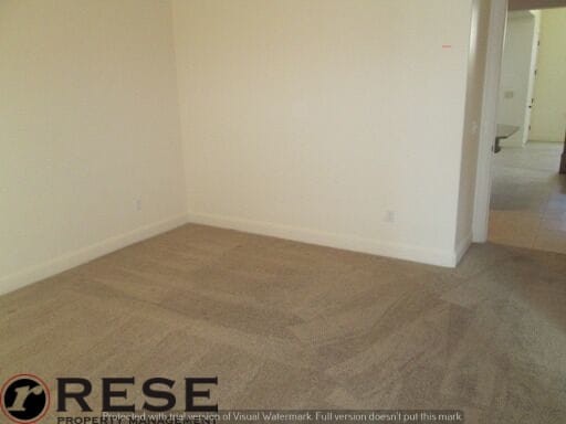 Building Photo - Beautiful Townhouse - Orem w attached 2 ca...