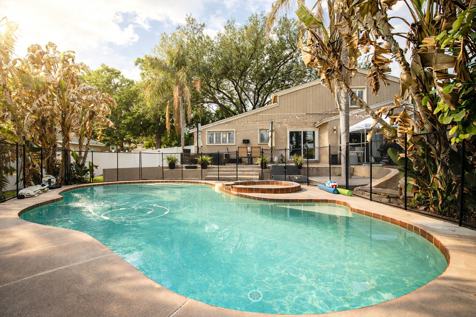 Building Photo - 5623 Spring Run Ave