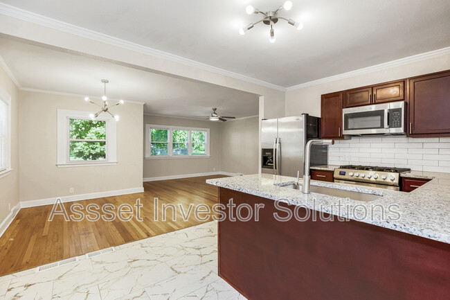 Building Photo - 4141 Eaton St