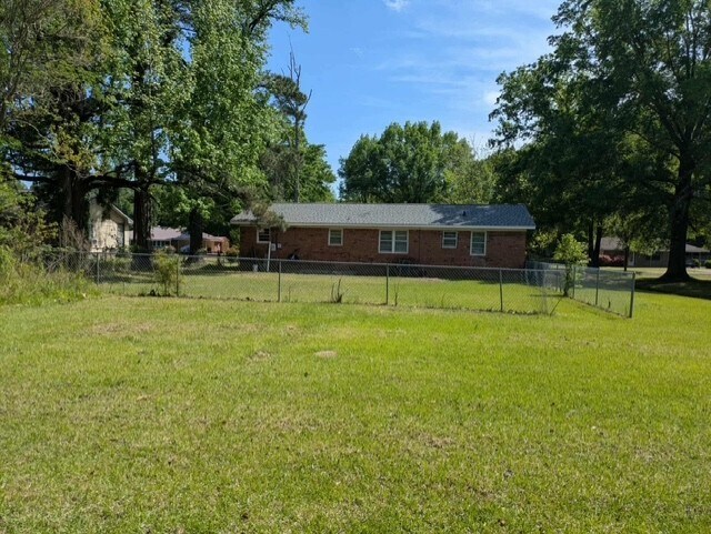 Back yard - 162 W Thomas Dr