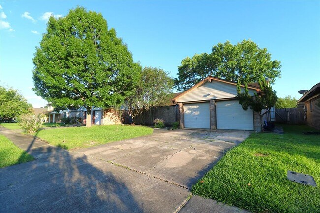 Building Photo - 7911 Fawn Terrace Dr
