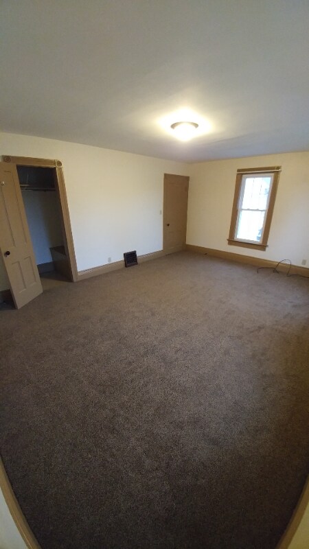 Building Photo - 825 Tremont Ave SW