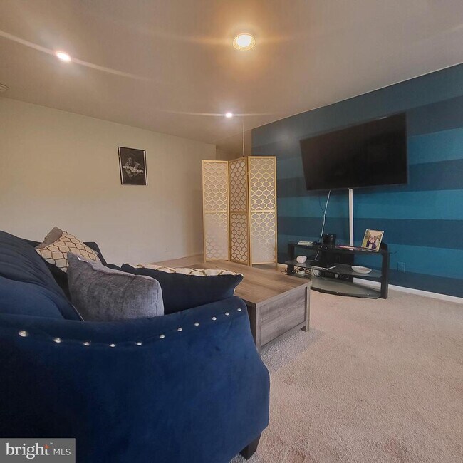 Building Photo - 3600 Conshohocken Ave