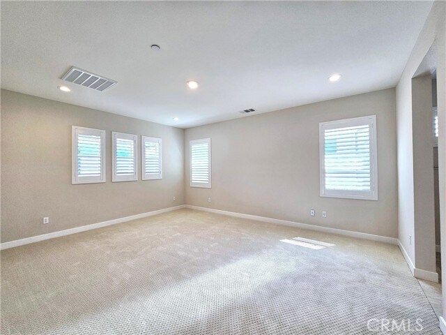 Building Photo - 310 Brackens
