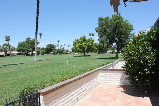 Building Photo - 36 El Toro Dr