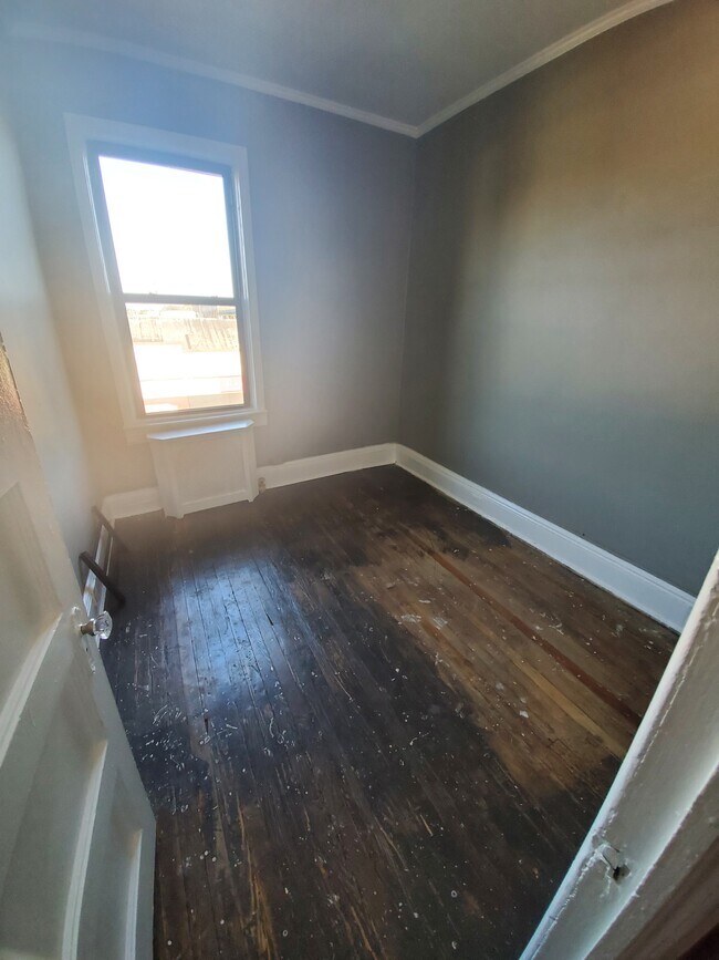 Building Photo - 6686 Fresh Pond Rd