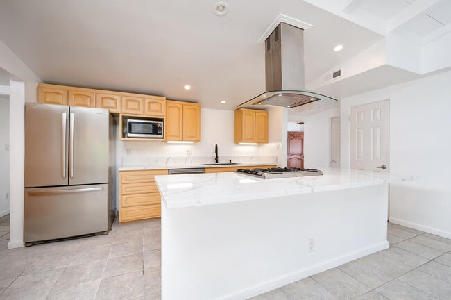 Building Photo - 14722 Candeda Pl