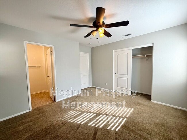 Building Photo - 37390 Paseo Violeta