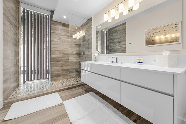 Building Photo - 106 Inlet Way