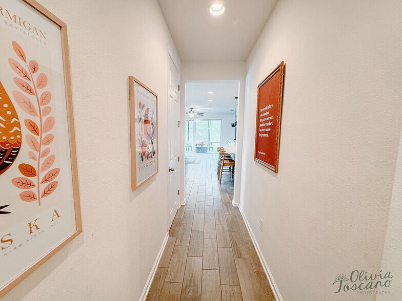 Building Photo - 1078 Persimmon Dr
