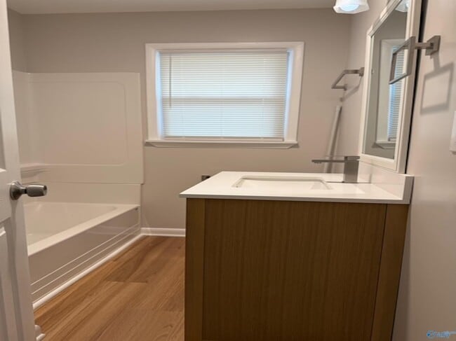 Building Photo - 4712 Cavett Dr NW