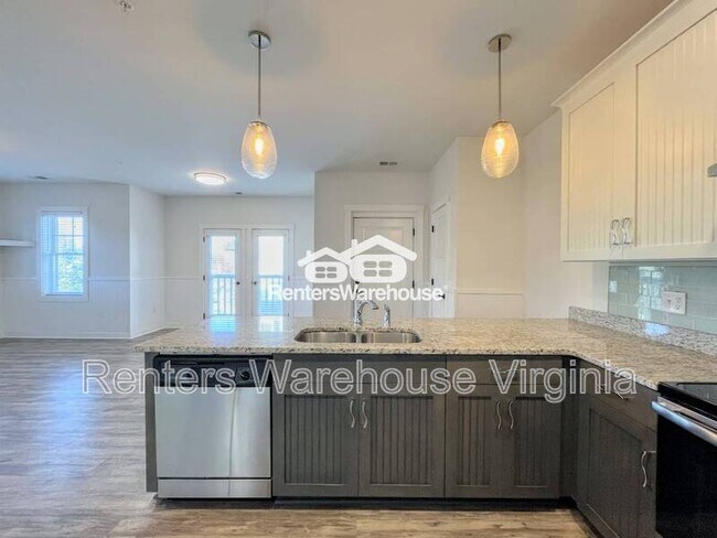 Building Photo - 7922 Shore Dr