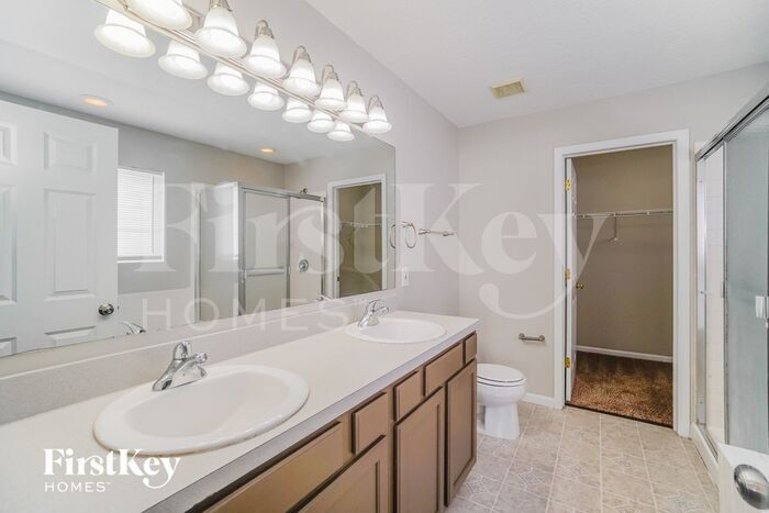 Building Photo - 2895 Gablewood Dr