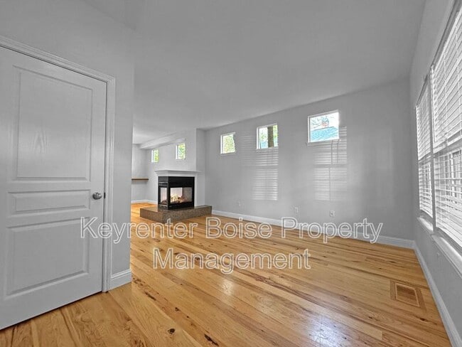 Building Photo - 2109 N 34th St