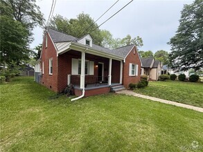 Building Photo - 3011 Napoleon St