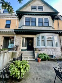 Building Photo - 684 Washington St