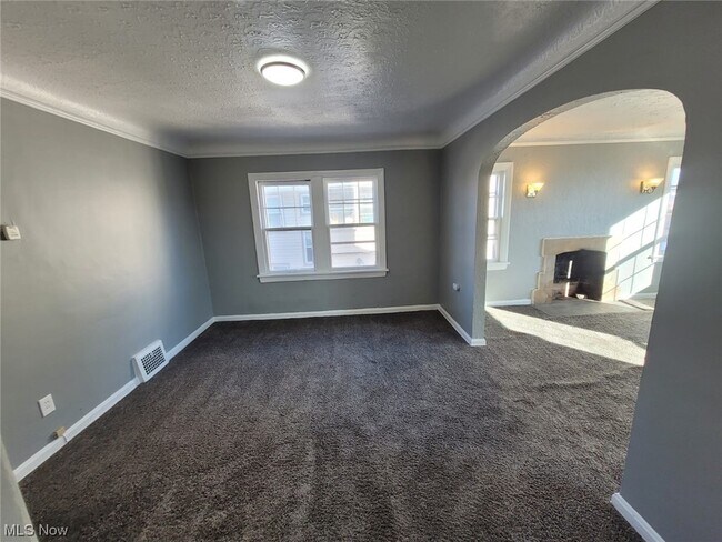 Building Photo - 14717 Milverton Rd