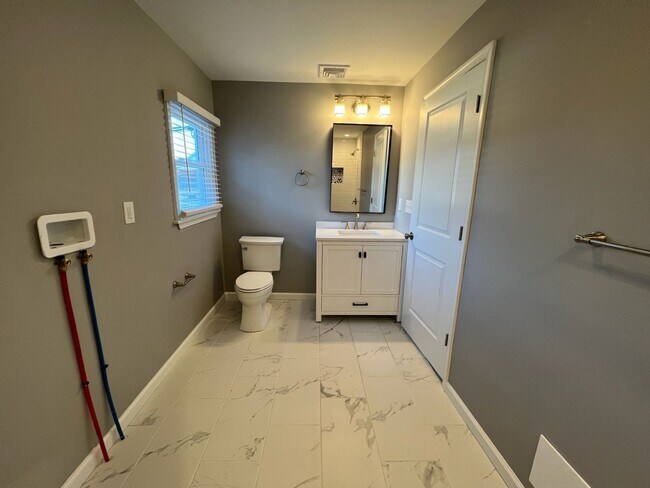 Building Photo - 415-417 Chestnut