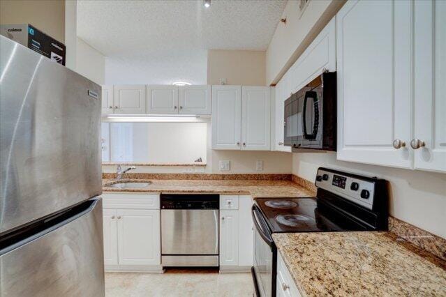 Building Photo - 2221 Tuscany Way