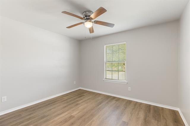 Building Photo - 1003 Meadow Wood Ln