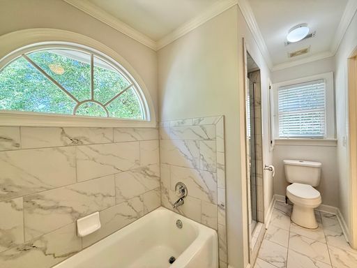 Building Photo - **OFFERING REFUNDABLE APPLICATION FEES & $250 MOVE IN PROMOTION** Incredible 5BD, 4.5BA House in ...