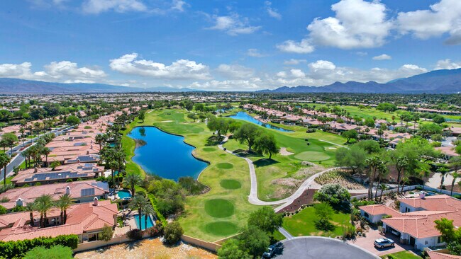 Building Photo - 267 Loch Lomond Rd