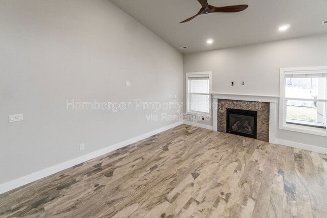 Building Photo - 6904 Jasper Dr