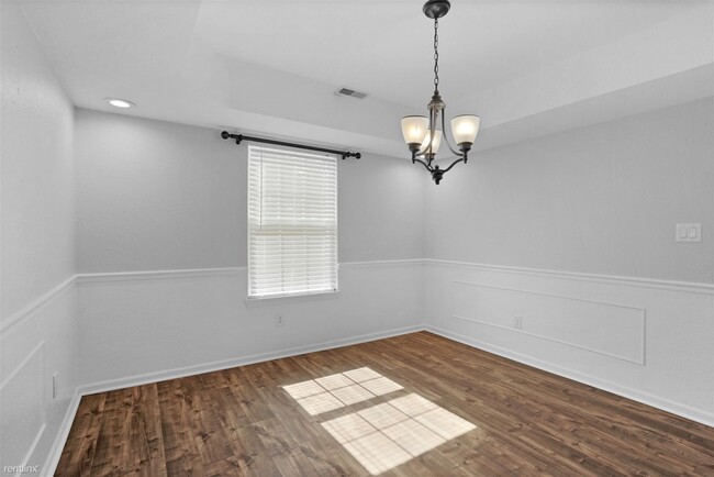 Building Photo - 4 br, 3 bath House - 8647 Eagles Nest Dr