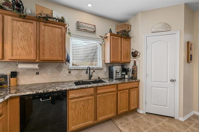 Building Photo - 1905 Francis Ct