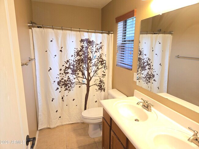 Building Photo - 15453 W Jenan Dr