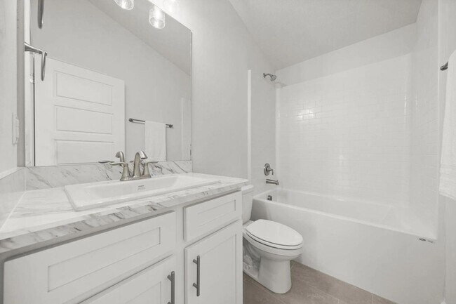 Building Photo - 751 Tupelo Cir