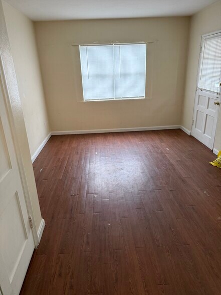 Building Photo - 1109 Lafayette Ave