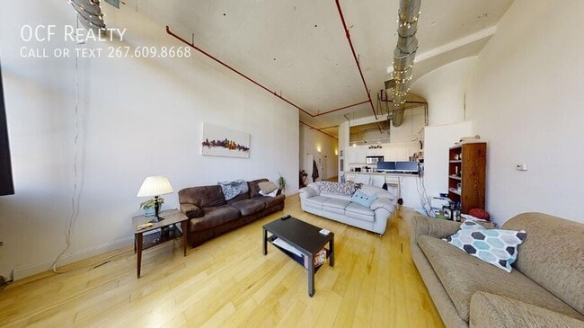 Building Photo - 720 N 5th St