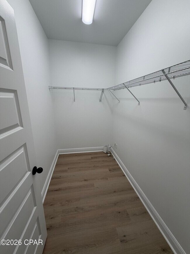 Building Photo - 1303 Louisiana Ave