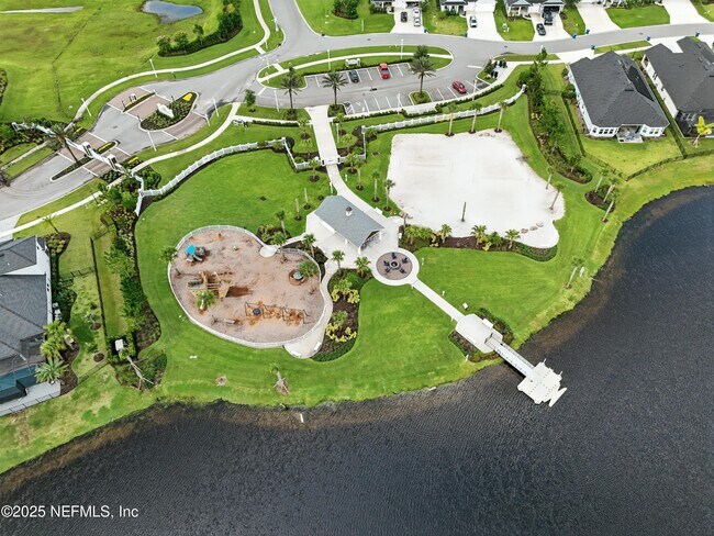 Building Photo - 480 Loosestrife Wy