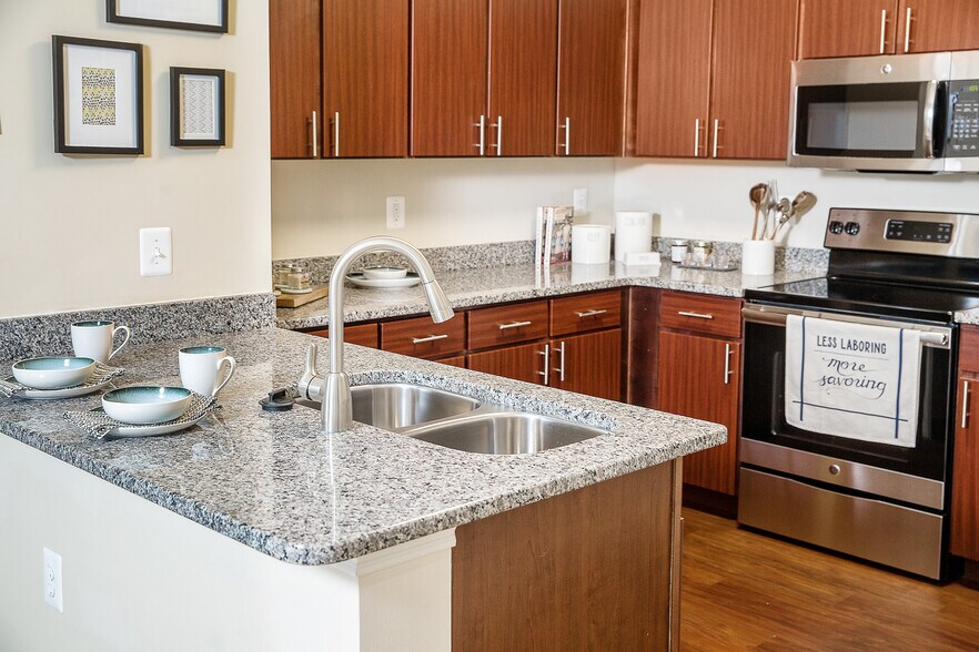 TGM Moorefield 22555 Leanne Ter Ashburn VA 20148 Apartment Finder