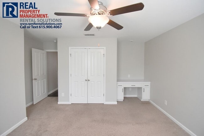 Building Photo - Gorgeous luxury 2BD/2.5BA M'boro townhome across from MTSU! Attached garage & washer/dryer!