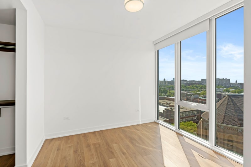 Building Photo - 298 W Hill St