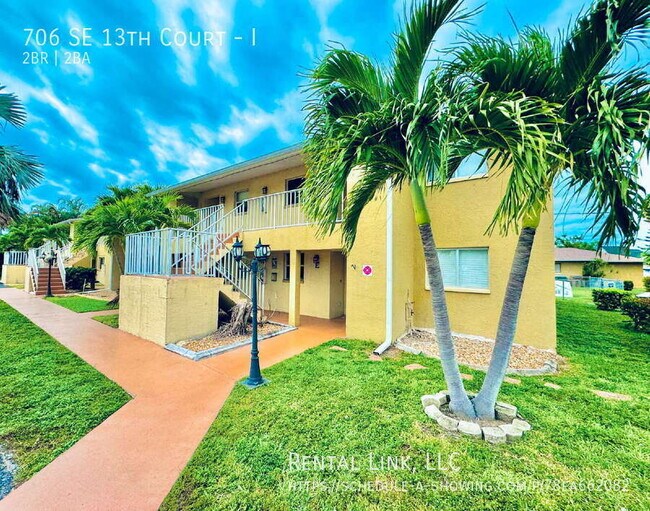Primary Photo - 706 SE 13th Ct