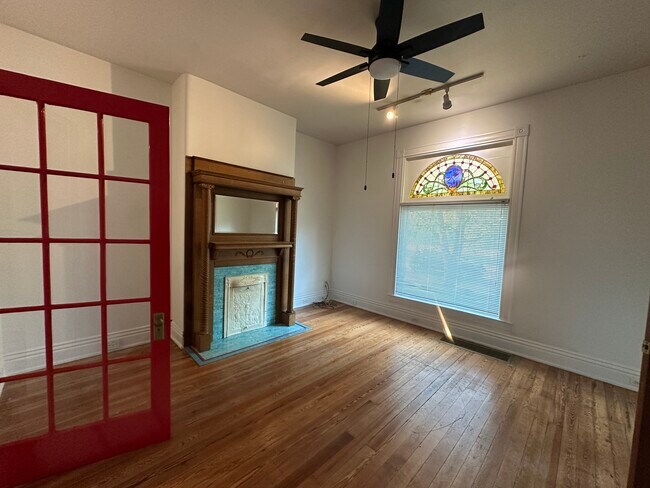 Building Photo - 2608 Frankfort Ave